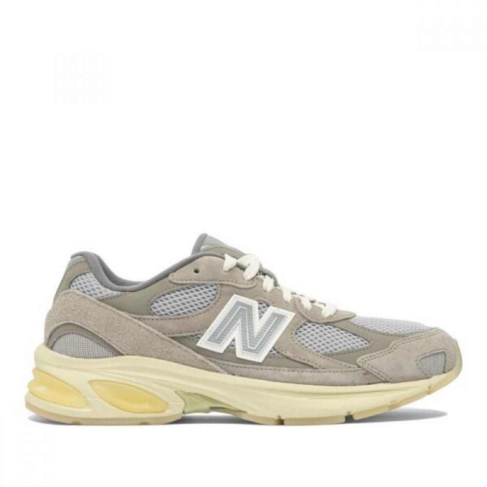 

New Balance Suede Overlay Mesh Panel Sneakers U2010gd US10