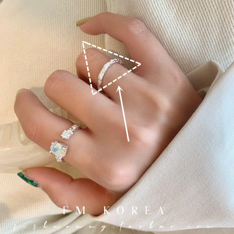 Korean Geometric Irregular Moonstone Adjustable Ring – Retro & Trendy Women s Fashion Open Adjustable