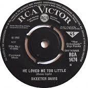 7inch Record SKEETER DAVIS - Sun Glasses RCA1474 RCA Victor 1965 UK Country/Folk Used