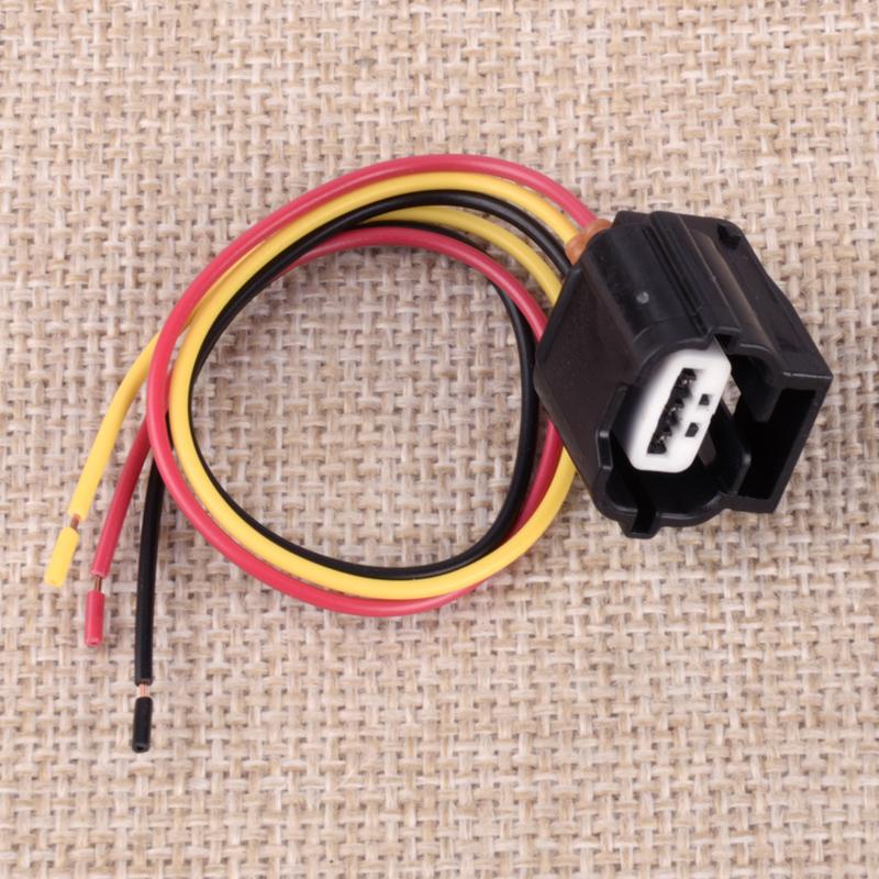 New Rear LED Tail Light Connector Plug 8153652C80 Fit for Toyota Camry C-HR Lexus LS500/LS500h 2018