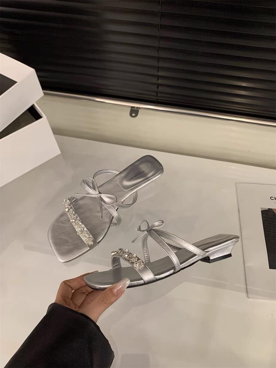 

Summer 2025 new thin ribbon rhinestone bow one-word French fashion women s low-heeled sandals outside 35