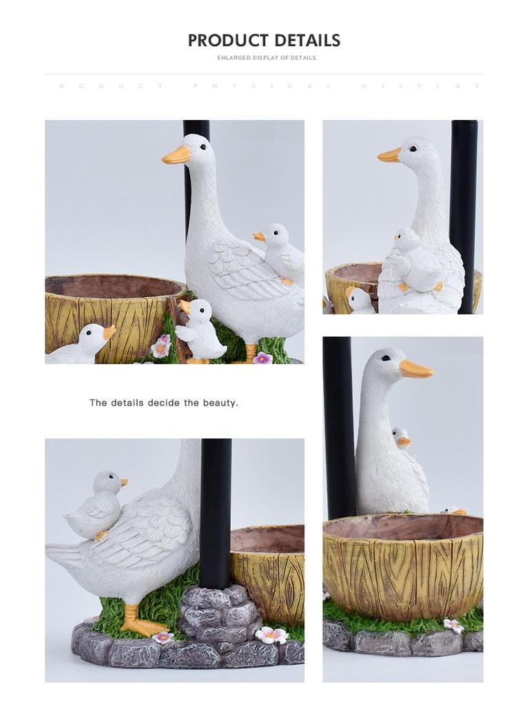 Solar-Powered Duck Garden Statue: Outdoor Resin Ornament for Courtyard Décor