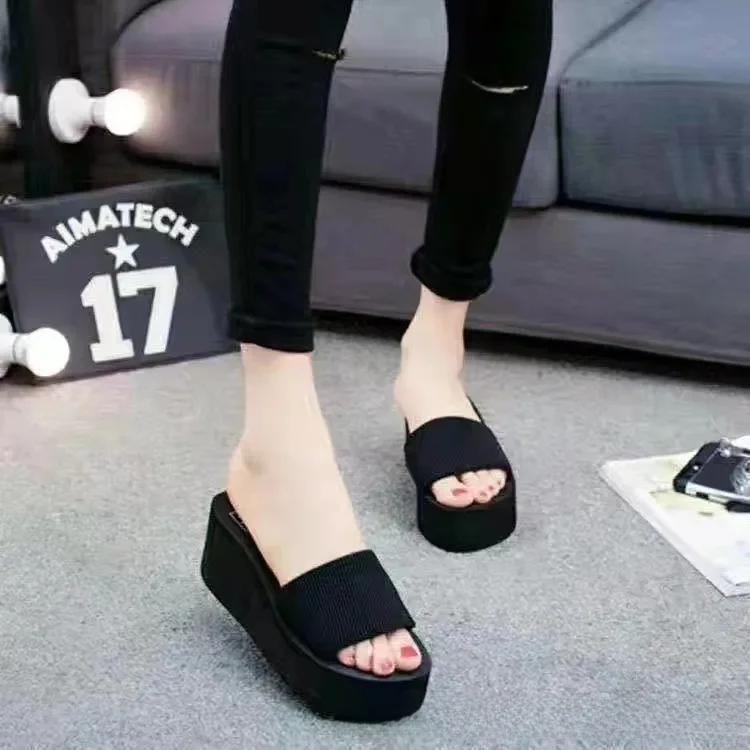 Fashion Summer New Women's Flip Flops Outdoor Wear Super Fairy Thick Bottom Anti-Slip Wear-Resistant Fashionable Beach Ladies Slippers
