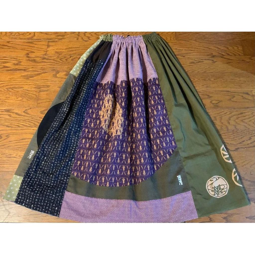Used Sun and moon skirt 231