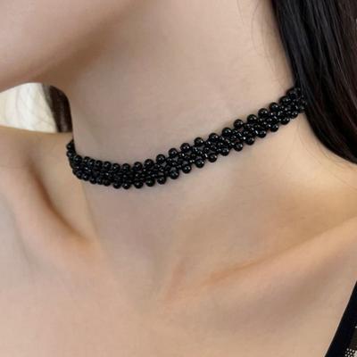 FANTASTIC PLANET zwarte kralen bal choker