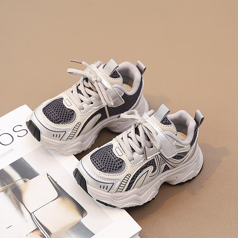 

Детская сетчатая обувь на весну 2025 года, мужская спортивная обувь для детей среднего и старшего возраста, кроссовки для девочек, дышащие кроссовки для бега, универсальные 30 чёрный