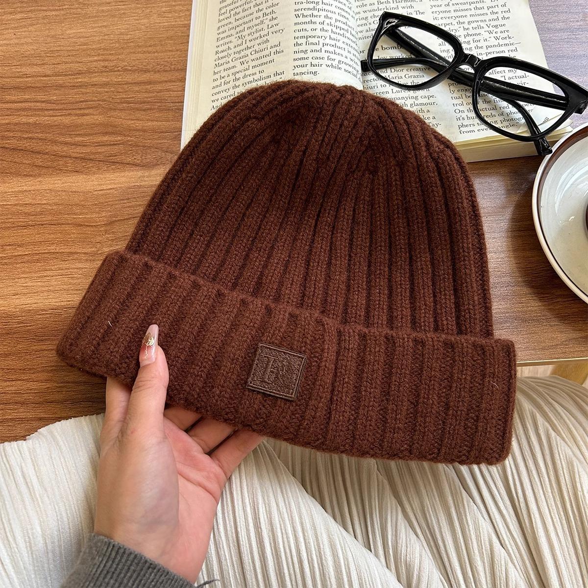 

Woolen Hats Winter Woolen Hats for Men and Women Big Heads Make The Face Look Smaller Versatile Headscarves and Cold Hats Keep Warm M（56-58cm）