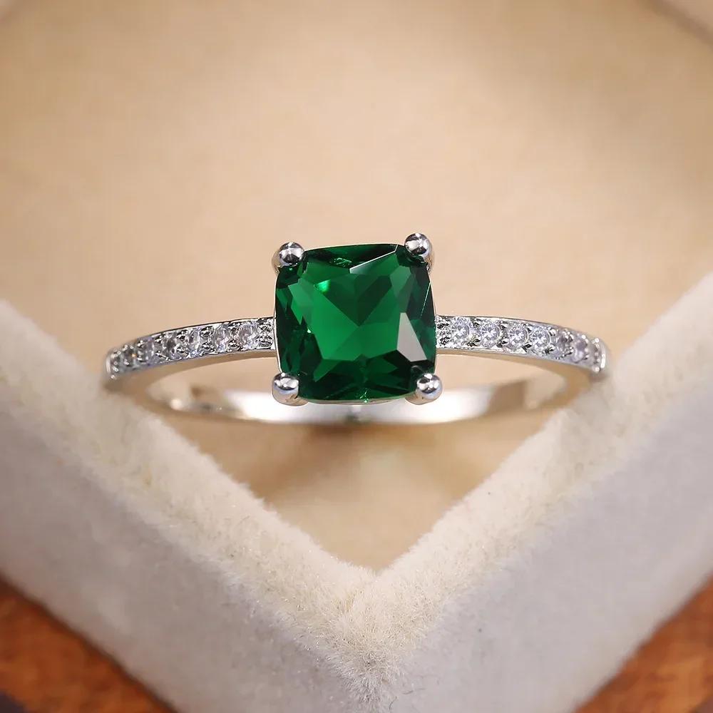 2026 New Luxury Fashion Green Zirconia Crystal Ring for Women's Engagement/Wedding/Anniversary Party Personalized Jewelry