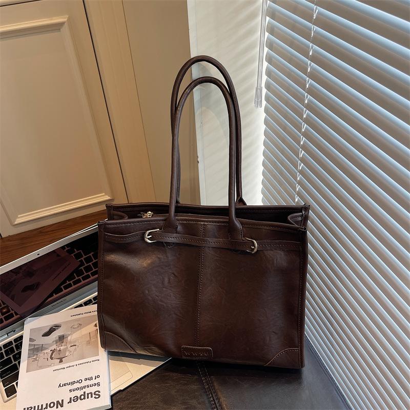 

New high-end large-capacity tote bag, simple and fashionable commuter to work, shoulder bag, underarm bag, large bag.