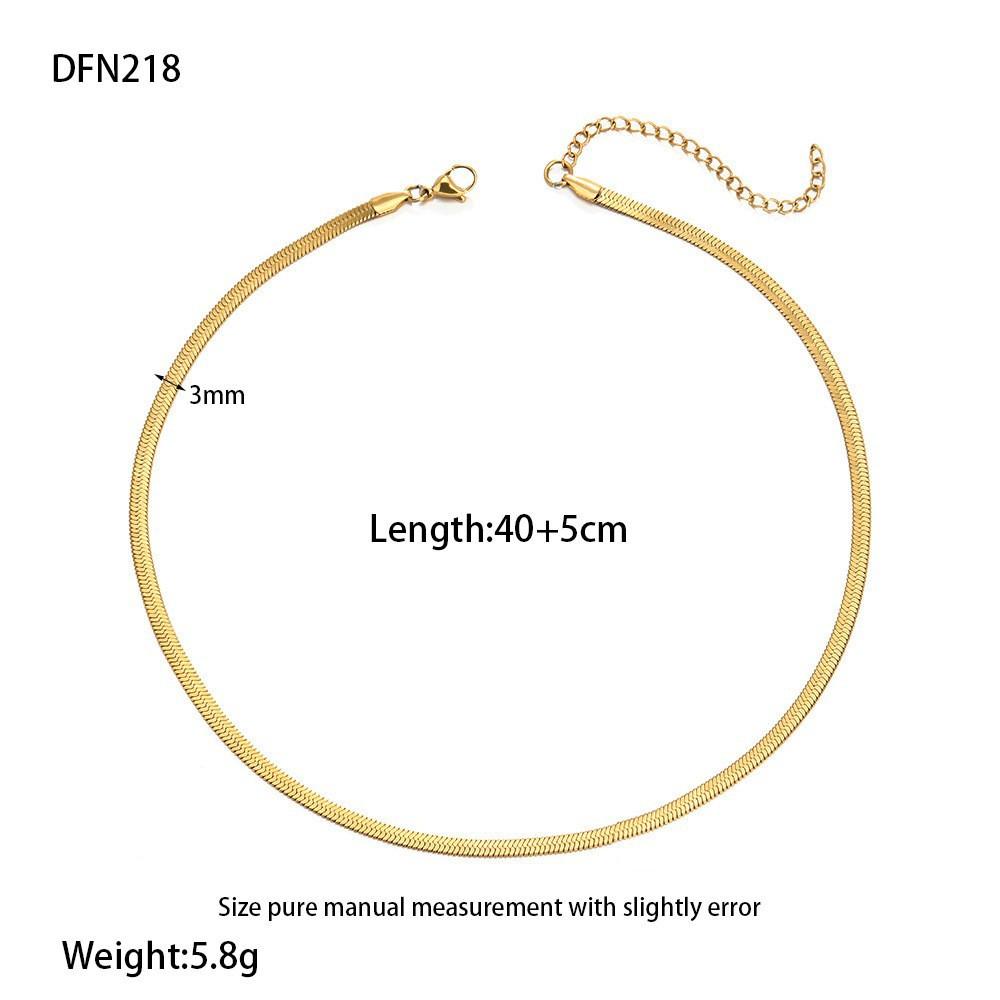 European and American Ins Retro Stainless Steel Zircon Shell Pendant Necklace Light Luxury Plated 18K Gold Stacked Collarbone Chain Jewelry Women