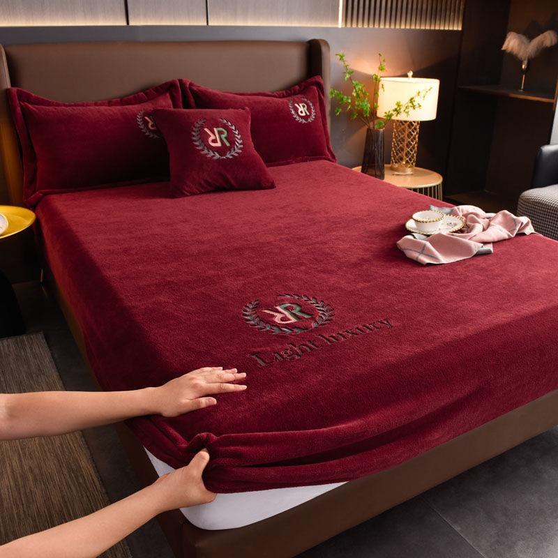 Thicken Velvet Mattress Cover Bed Sheets Pad Protector Solid Color Bed Fitted Cover Latex Mat Cover