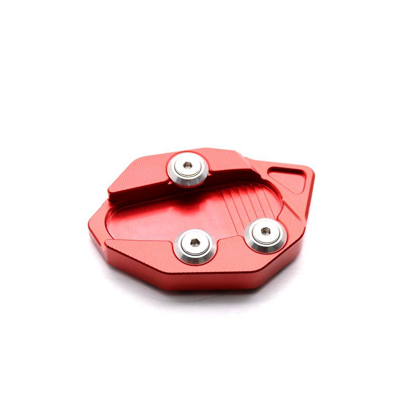 Enhanced Off-Road Footpegs for Yamaha TMAX530