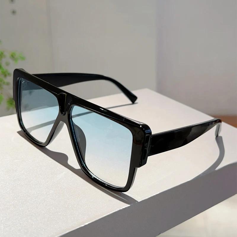 

KAMMPT Oversized Square Sunglasses New Stylish Gradient Outdoor Sun Glasses Women Trendy Luxury Brand Design Vacation Shades as picture shows