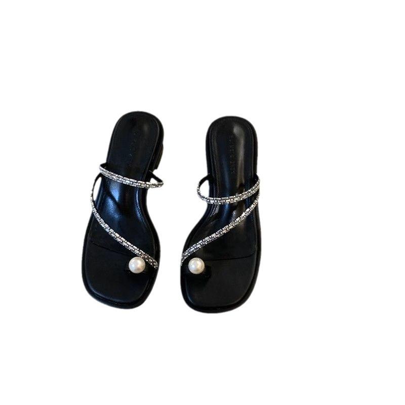 Fairy wind thick heel set toe pearl cool slippers women's outer wear 2025 summer new rhinestone middle heel Roman toe sandals
