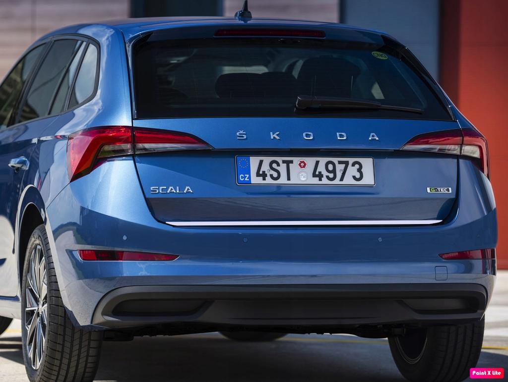 SKODA SCALA - CHROME STRIP Trunk Lid