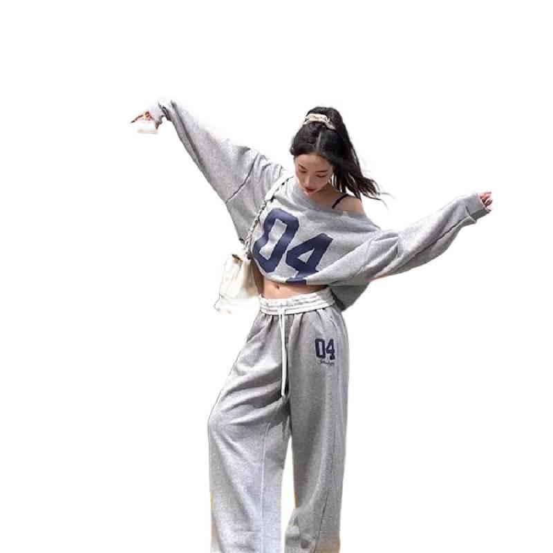 Damski jesienny dres w koreańskim stylu: Luźny Krój i Modelujące Spodnie z Szerokimi Nogawkami Zestaw Dwuczęściowy - Trend Mody Influencerów.