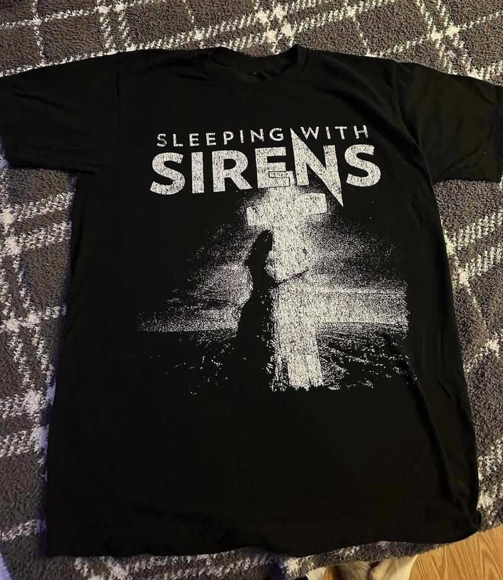 Sleeping With Sirens Let s Cheers to This Shirt Black Unisex S-5XL E2062 S