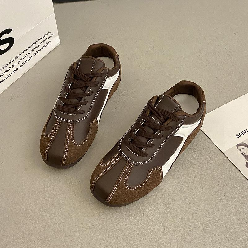 Popular retro contrasting color round square head inner height-increasing German training shoes women's autumn 2025 casual Forrest Gump board shoes