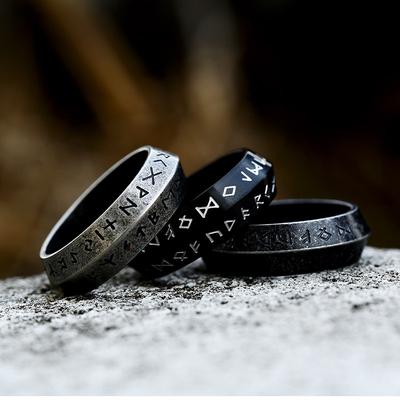 Anillo de Acero Inoxidable Vintage Odin Vikingo Nórdico Amuleto Runas para Hombres Anillos con Palabras Retro Regalos del Día de San Valentín Joyería de Alianza