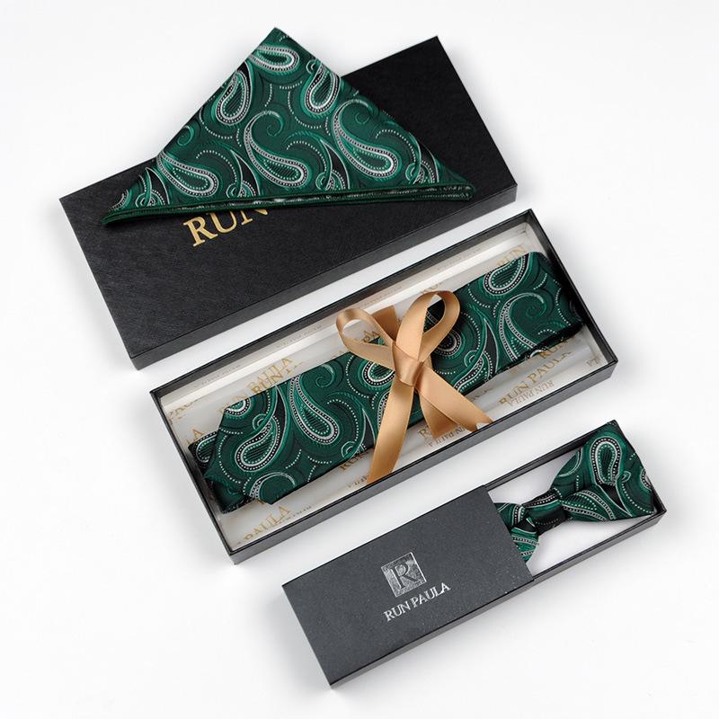 Erkek Resmi Papyon ve Cep Mendili Seti - Profesyonel Giyim İçin Zarif Takım Elbise Aksesuarları