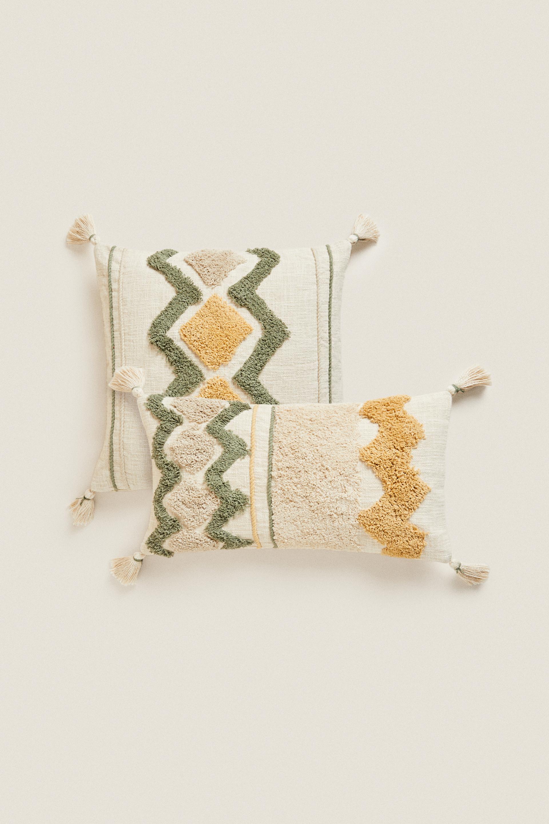 

ЧЕХОЛ НА ПОДУШКУ