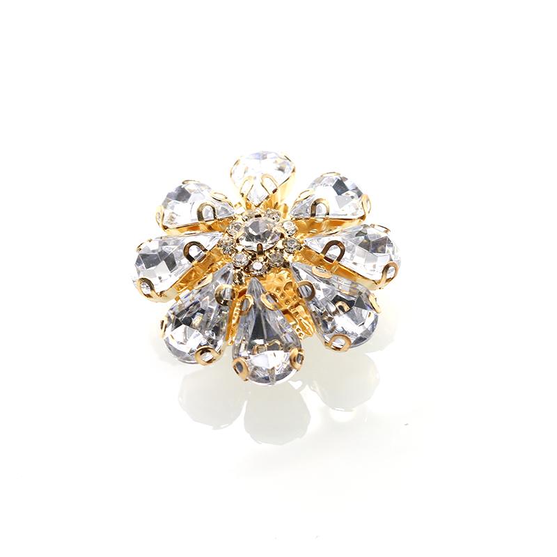 33 * 33MM2Pcs/Lot Floral Diamond Button Fashion DIY Shirt Sweater Suit Versatile Alloy Clothing Buckle Accessories