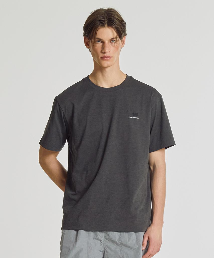 Nyuballanseu Nbneg31633 / Uni Frozen Essential Small Logo Short Sleeve T-Shirt (Charcoal)