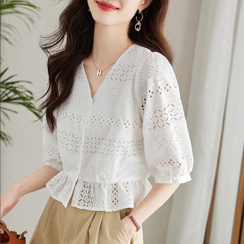 Embroidered Hollow White Shirt Women's Five-quarter Sleeve Summer Small Short Top