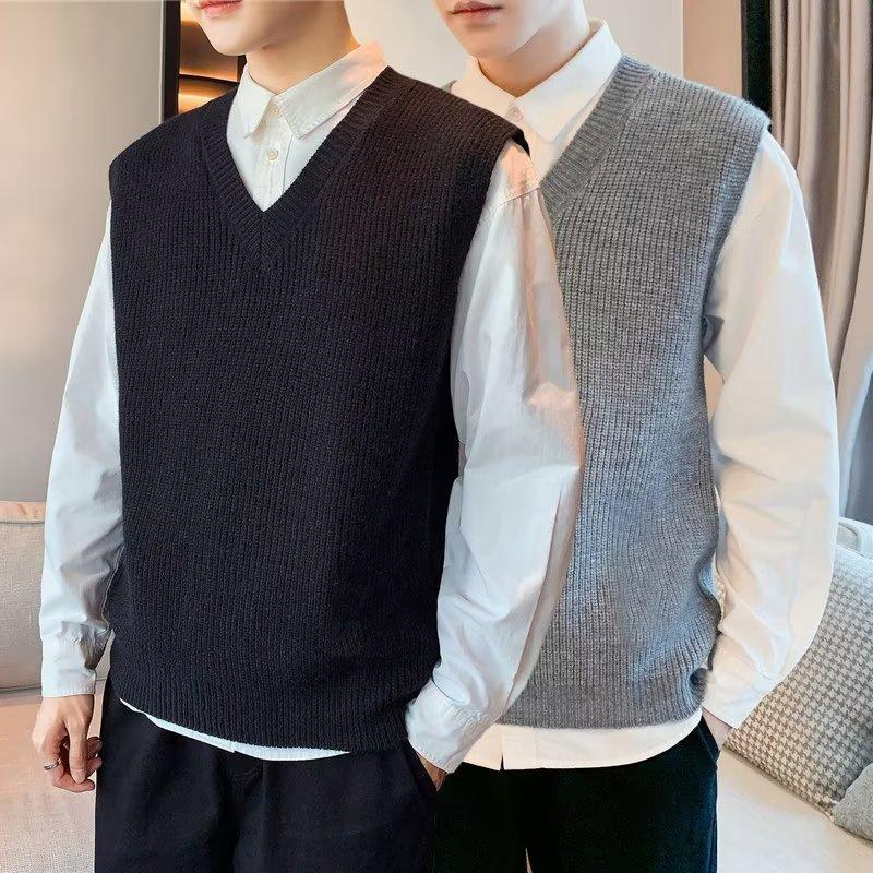 Solid color V-neck vest vest sweater men's 2025 autumn new loose knitted vest top casual trend