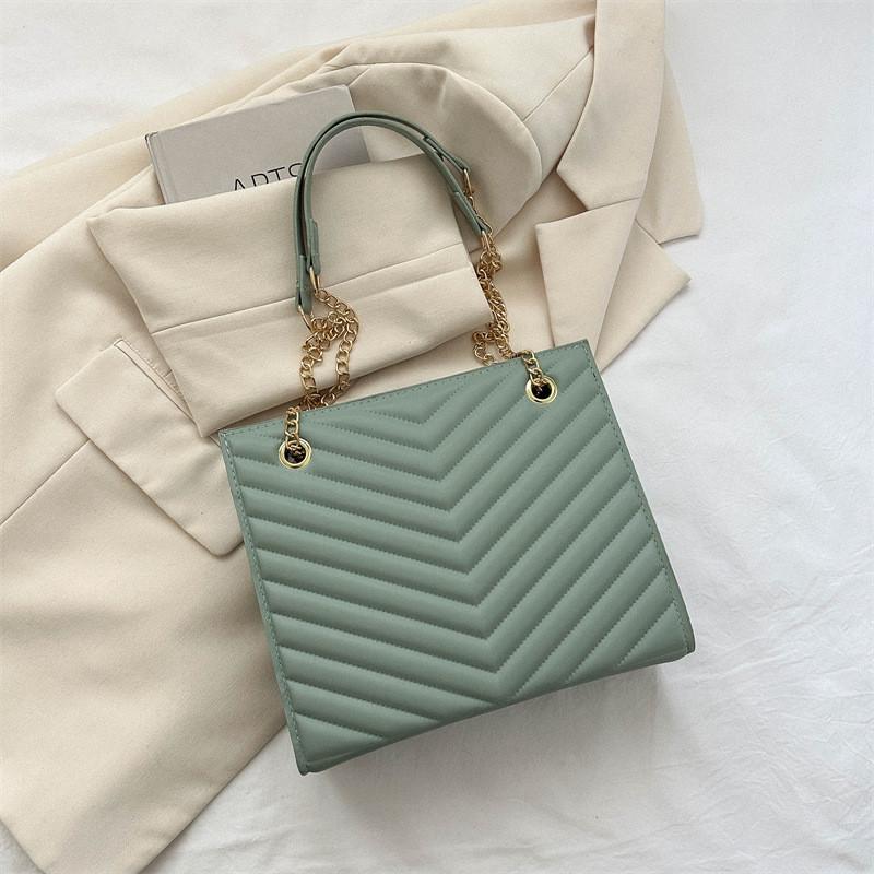 Trendy Pu Leather Shoulder Bag With Chic Street Style Design And Spacious Interior зелёный