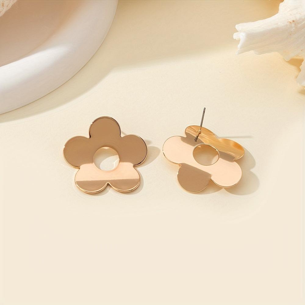 Простые металлические серьги-гвоздики с зеркальным покрытием, милая и крутая индивидуальность, простые и холодные ретро полые золотые серьги-цветы для женщин