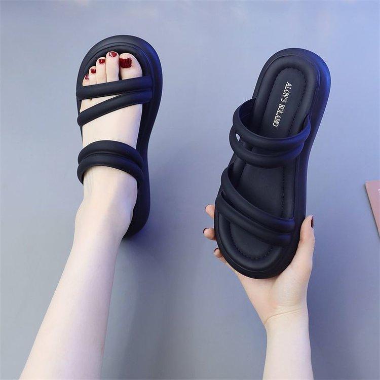 Cool Slippers for Women To Wear In Summer, New Thick-soled Beach Sandals, Fashionable Women's High-end Sense of Pregnant Women, One-word Drag