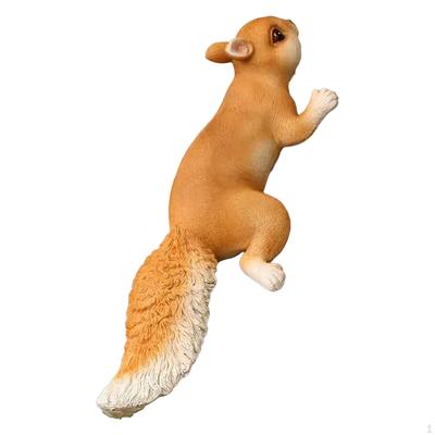 Creative Resin Squirrel Figure, Garden Pendant, for Outdoor Use, Lawn, Yard, Animal Figure