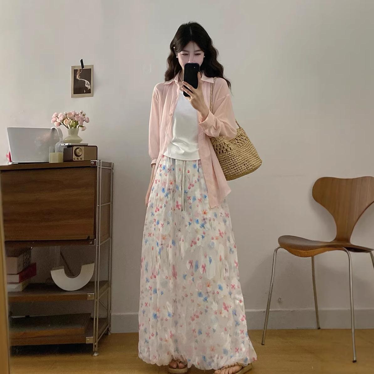

2026 Spring/Summer Plus Size Three-Piece Set: Sun Protection Shirt, Vest, Bloom Skirt, and Wide-Leg Pants. 3XL