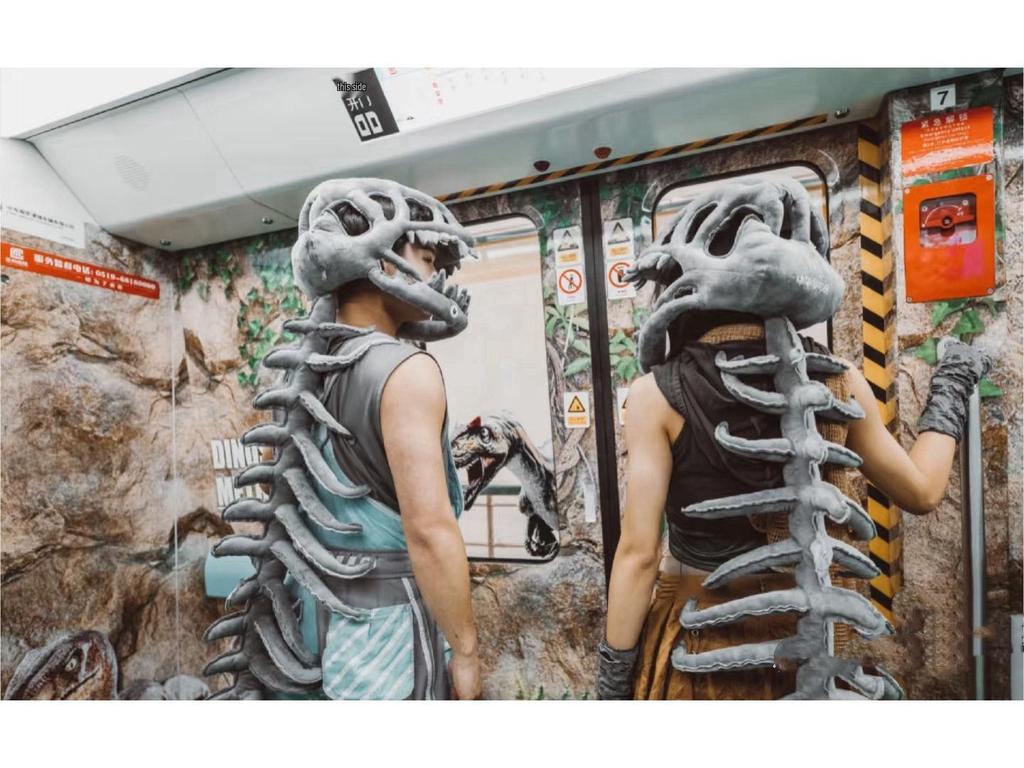 Douyin Viral Luhan Style Dinosaur Skeleton Cosplay Costume with Mask and Plush Doll