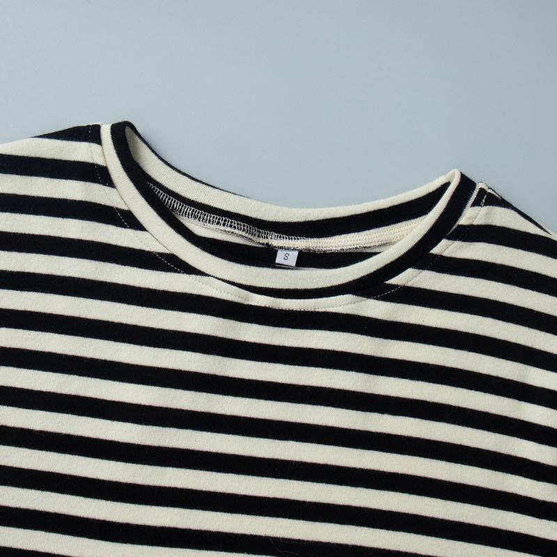 New Striped Long-sleeve 2026 Commuter Slim-fit Round-neck Base Shirt for Women, Casual T-shirt