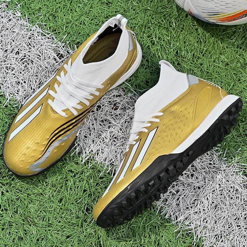 Popular children's high-top breathable men's football shoes AG long nails broken nails professional lawn training football shoes