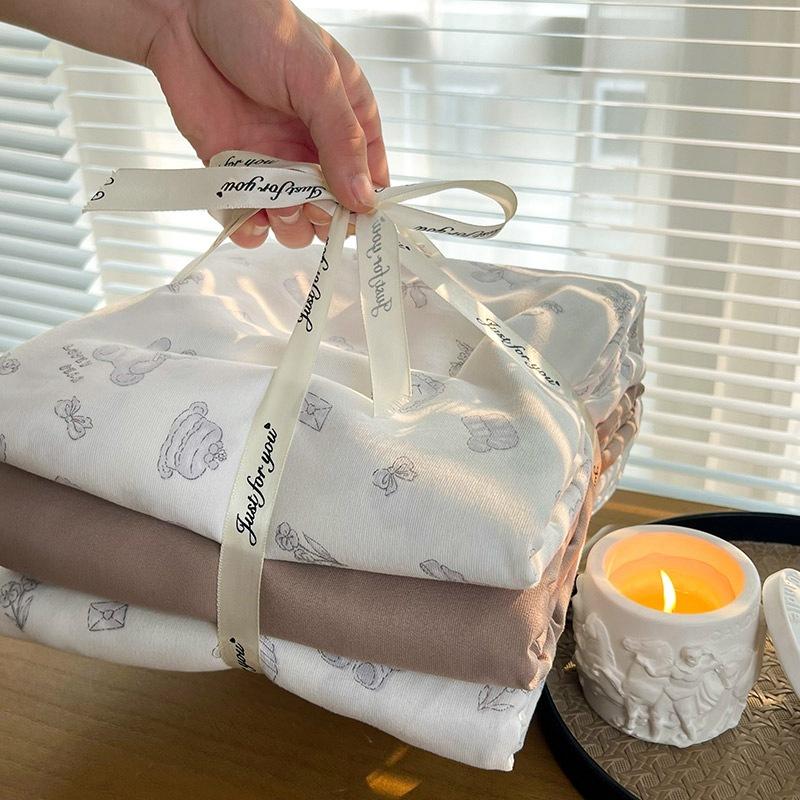 Class A Knitted Cotton Washed Double Yarn 4-piece Set Of Small Floral Comforter Set Hosiery Style