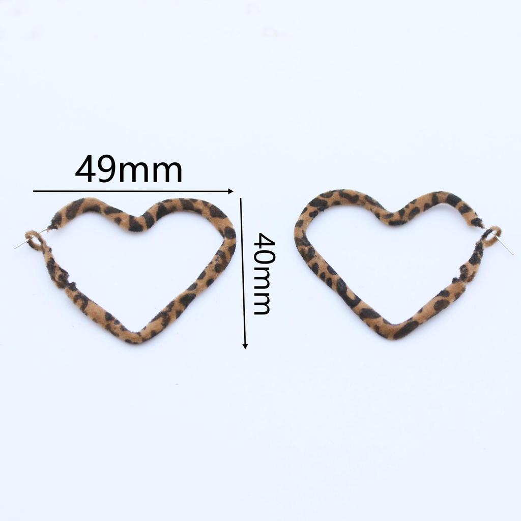 Stylish Leopard Print Heart Hoop Earrings - Retro Hong Kong Style with Silver Needle