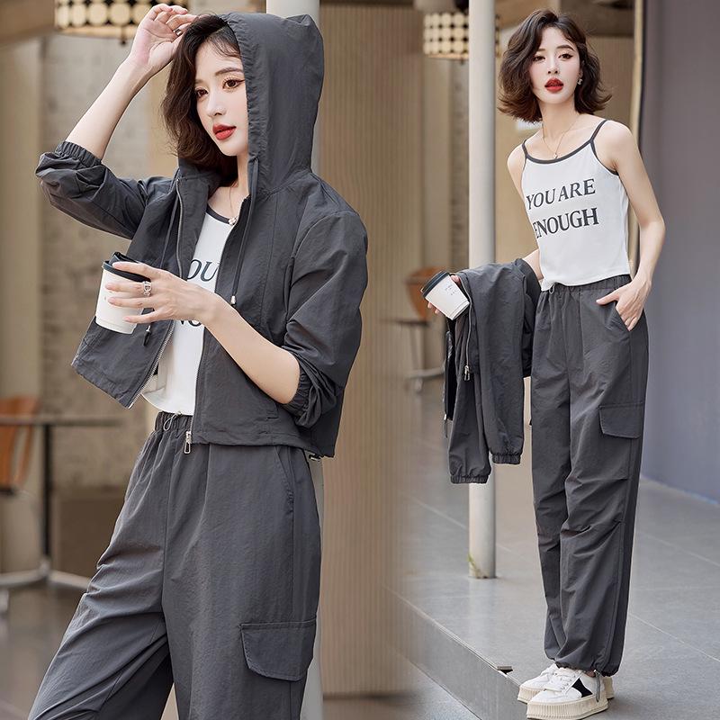 Women's Trendy Small-Size Three-Piece Workwear Sports Set - Spring 2025 Collection