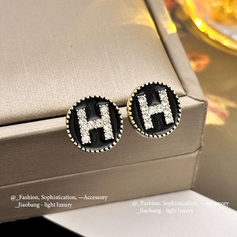 

Серебряные игольчатые модные высококачественные серьги с бриллиантами Sense, черные серьги Niche Versatile Temperament, легкие роскошные высококачественные серьги