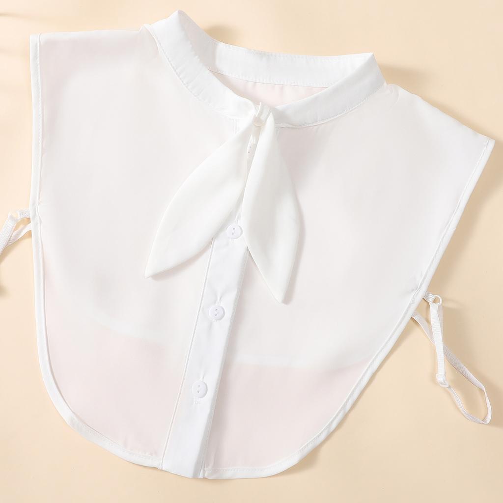 A simple and elegant doll collar decorative fake collar, adjustable in size, suitable for home and daily use, a versatile shirt