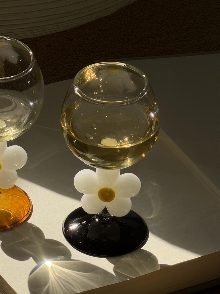 Cute Sun Flower Handle Goblet Glass Retro Wine Champagne Cock Tail Glass Borosilicate Heat-resistant Glass