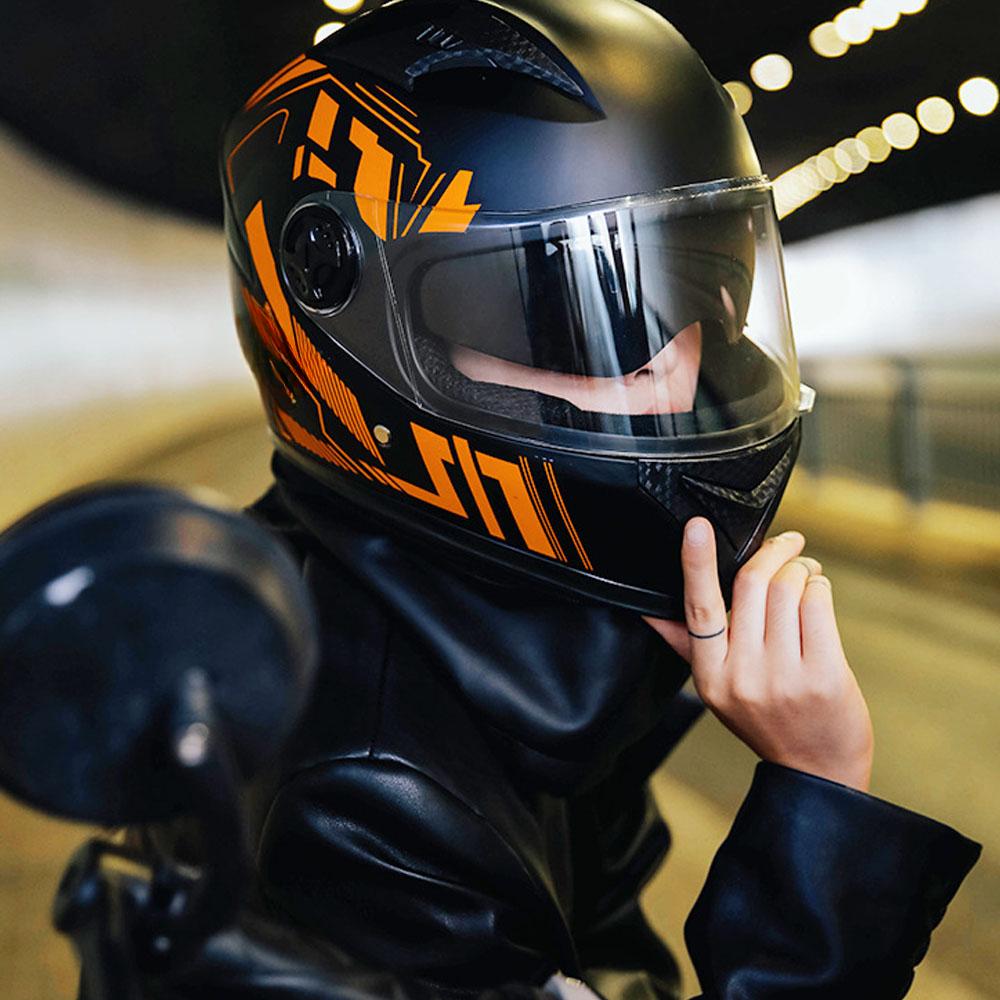 Motorcycle Street Bike Helmet Full Face Safety Helmet Comfortable & Breathable with Single Visor Neck Scarf Anti-Dust Bag for Men & Women All Seasons