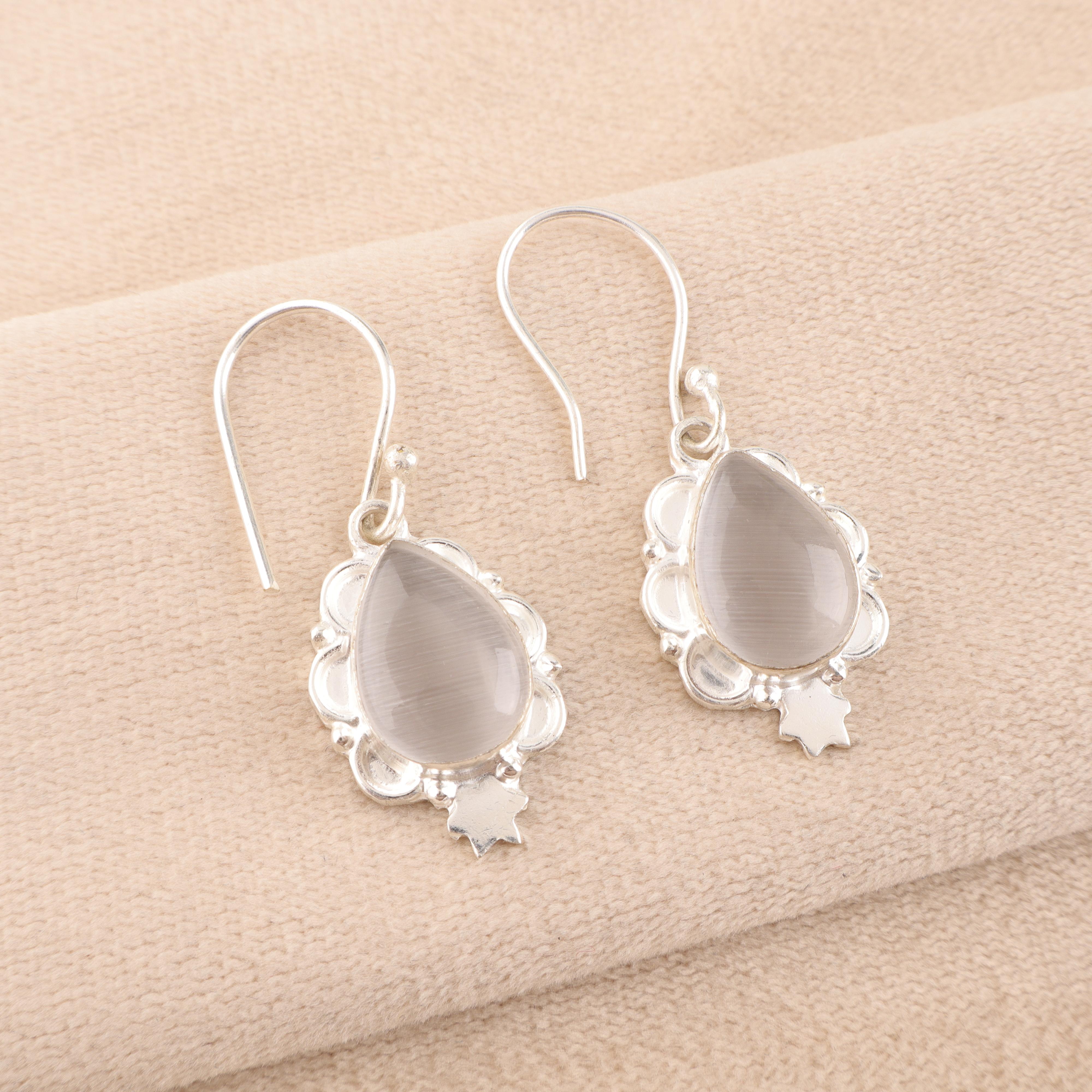 

Серьги из селенита из стерлингового серебра 925 пробы, Ювелирные изделия с драгоценными камнями ручной работы, Подарки для жены, Совершенно новые серьги 1.6 Inches белый