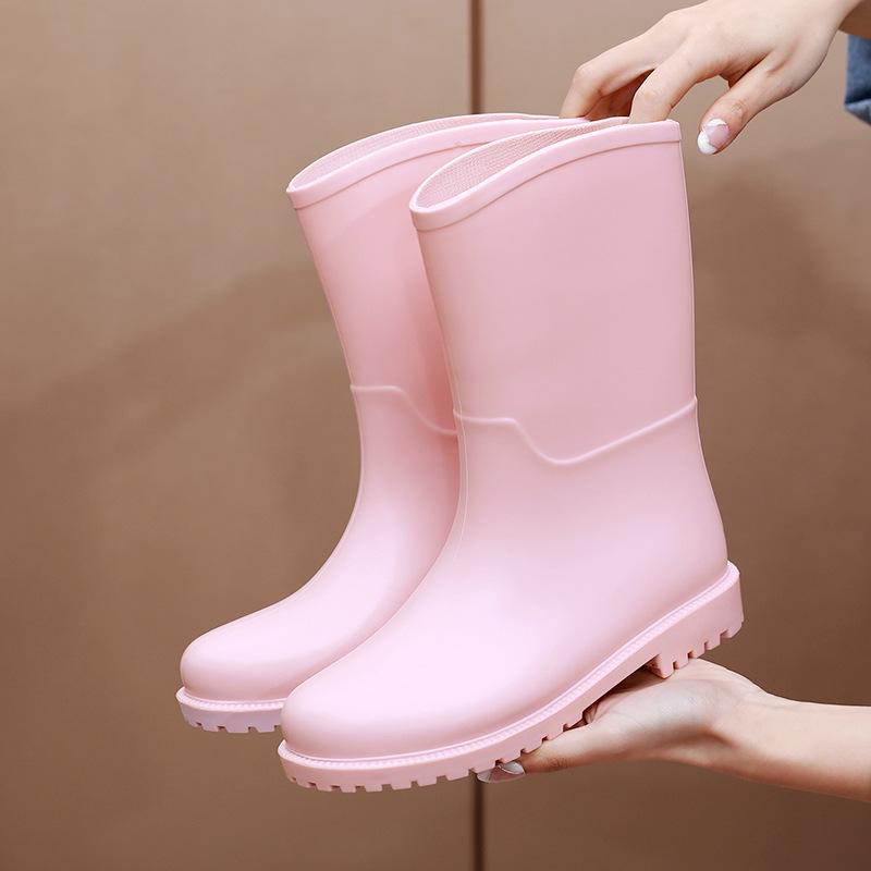 Fashionable Women s Non-slip Mid-calf Waterproof Rubber Rain Boots Size 38 (24.3cm)