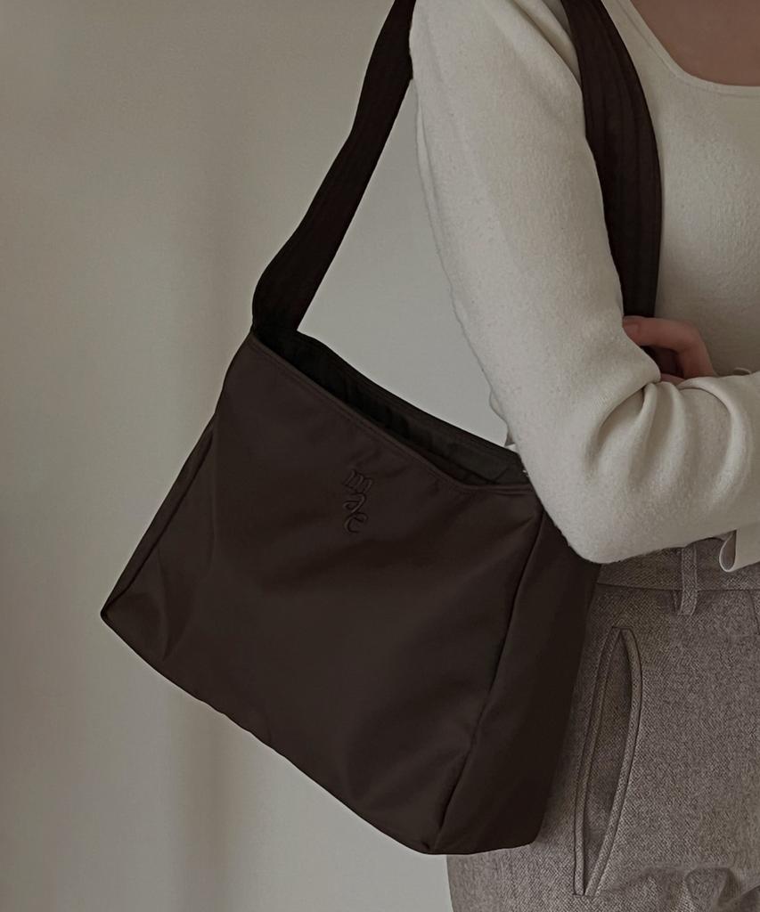 Mucu And Ebony Comfy Bag _ Dark Brown