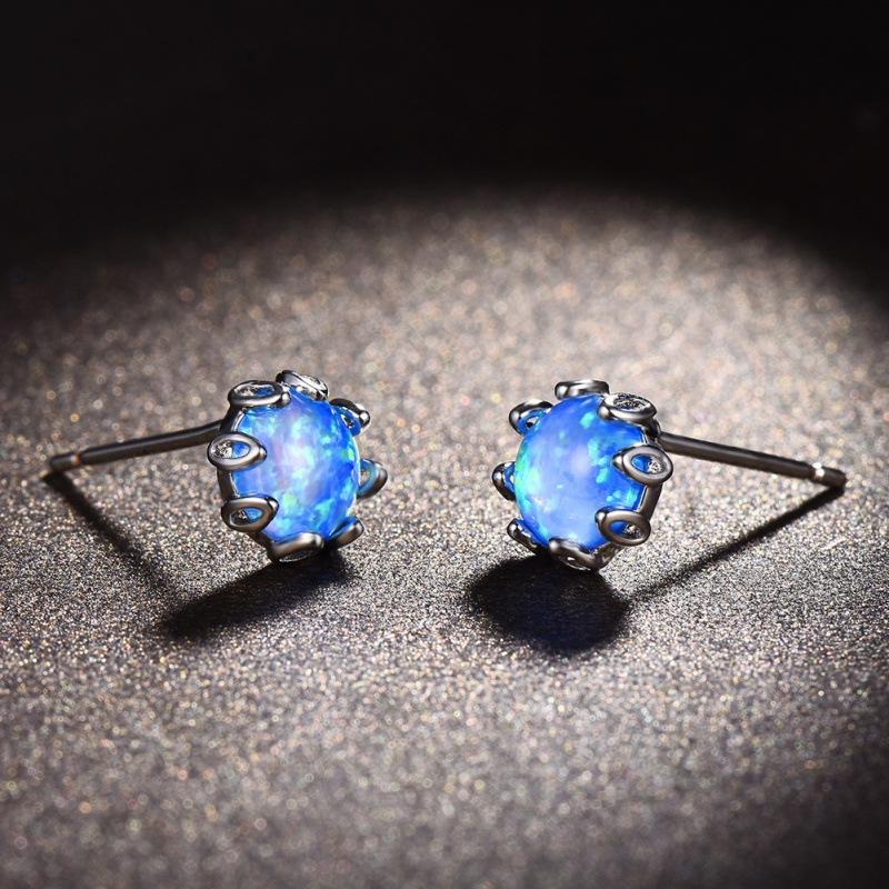 Hot Sale Pinduoduo 8-Claw Opal Earrings Men's and Women's Personality Classic Niche Light Luxury Earrings