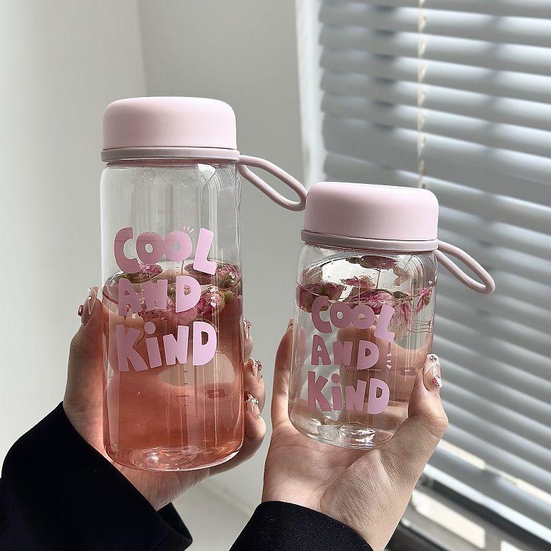 Taşınabilir Şeffaf Öğrenci Su Bardağı Kordonlu Plastik Su Şişesi Büyük Kapasiteli İçme Bardağı Açık Hava Sporları