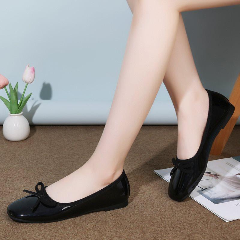 

New flat-bottomed one-pedal gentle pregnant women s single shoes female large-size fairy shoes 2025 small leather shoes Doudou Mary Jane shoes 43